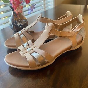 Easy Spirit Beige and Gold Sandals